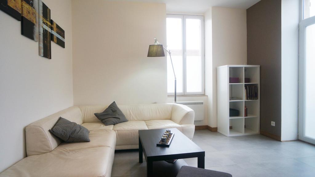 Le Puligny, Appartement Classe 3 Etoiles 博讷 外观 照片